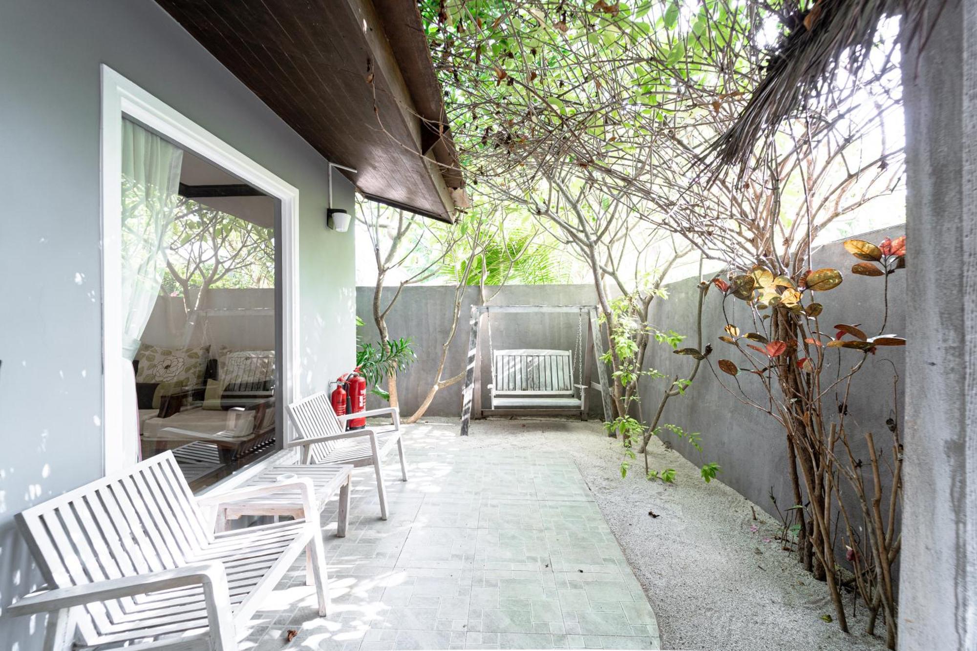 Hotel Tropical Tree Fehendhoo Exterior foto